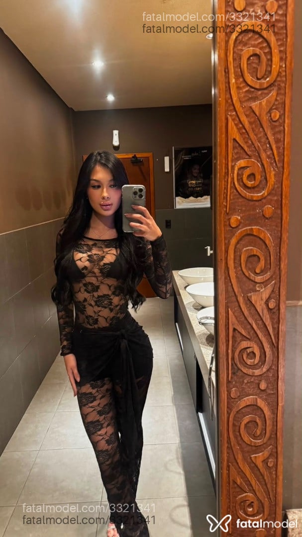 Acompanhante mulher morena (o) de olhos castanhos - Alicia Mendes Acompanhante mulher morena (o) de olhos castanhos - Alicia Mendes