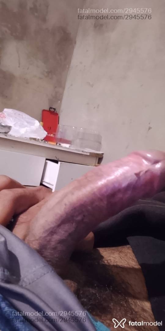 Acompanhante homem com cabelo castanho de olhos castanhos - Rafael