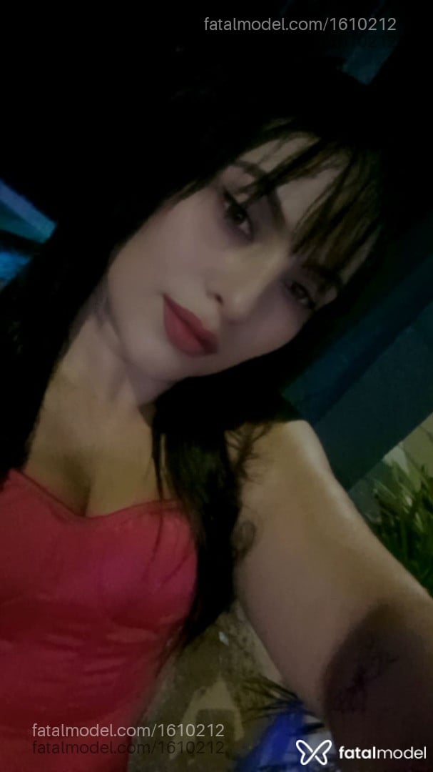 Acompanhante mulher com cabelo castanho de olhos castanhos - Vanessinha Acompanhante mulher com cabelo castanho de olhos castanhos - Vanessinha