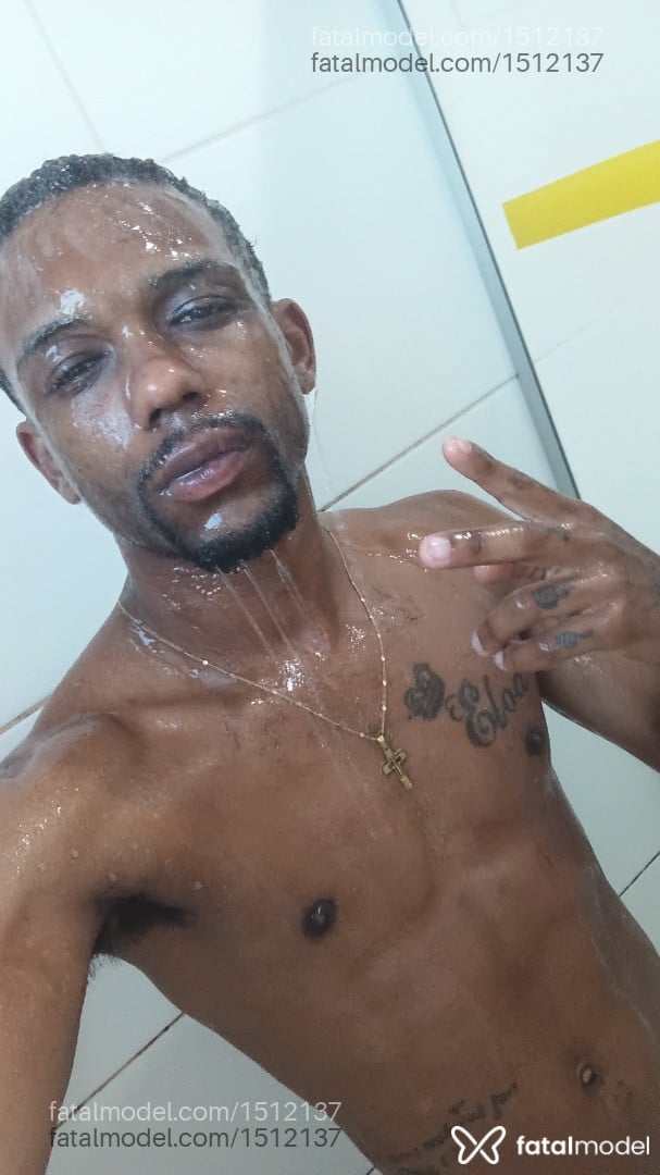 Acompanhante homem com cabelo castanho de olhos castanhos em Belo Horizonte - Juliano Gomes