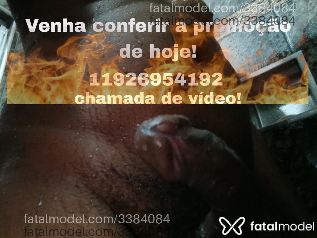 Acompanhante homem sem cabelo de olhos pretos em Virtual - Driver
