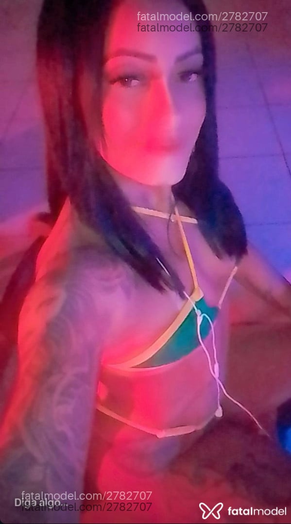 Acompanhante mulher morena (o) de olhos castanhos em Aperibé Acompanhante mulher morena (o) de olhos castanhos em Aperibé - Shana