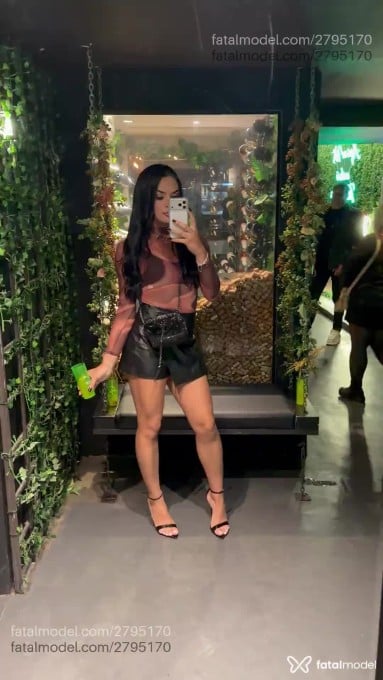 Acompanhante mulher trans morena (o) de olhos castanhos em Curitiba - Rafaella Louise