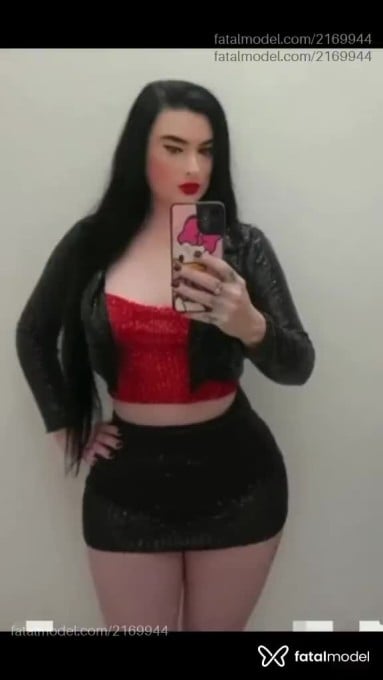 Acompanhante mulher morena (o) de olhos castanhos em Santiago Acompanhante mulher morena (o) de olhos castanhos em Santiago - Franci Alves
