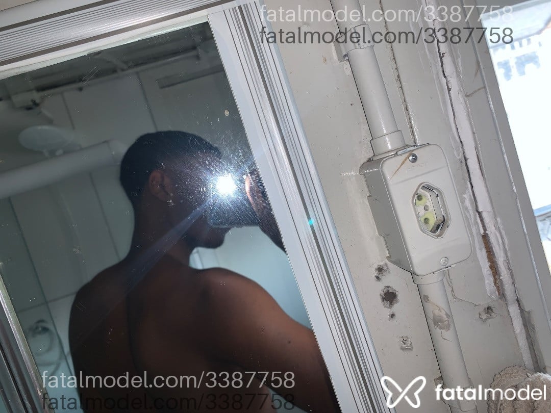 Acompanhante homem morena (o) de olhos pretos em Caxias do Sul - Pretinhogstso