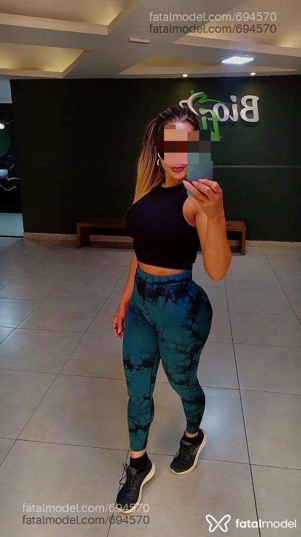 Acompanhante mulher loira (o) de olhos castanhos em Poços de Caldas - Lais Please