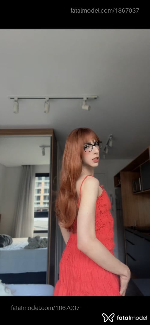 Acompanhante mulher trans ruiva (o) de olhos pretos em Curitiba - Verônica Fisher