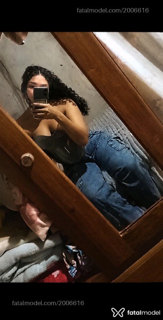 Acompanhante mulher morena (o) de olhos cinza em Redenção - Olivia Alencar