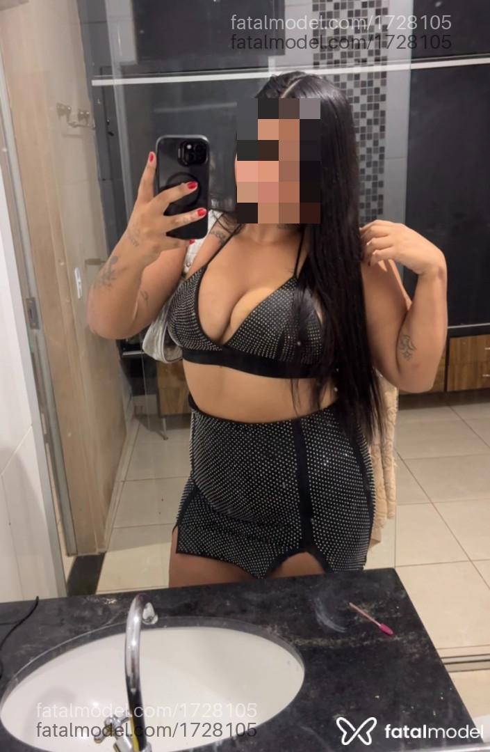 Acompanhante mulher morena (o) de olhos pretos - Camila Lima