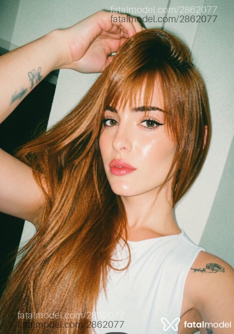 Acompanhante mulher ruiva (o) de olhos mel - Luuaa Acompanhante mulher ruiva (o) de olhos mel - Luuaa