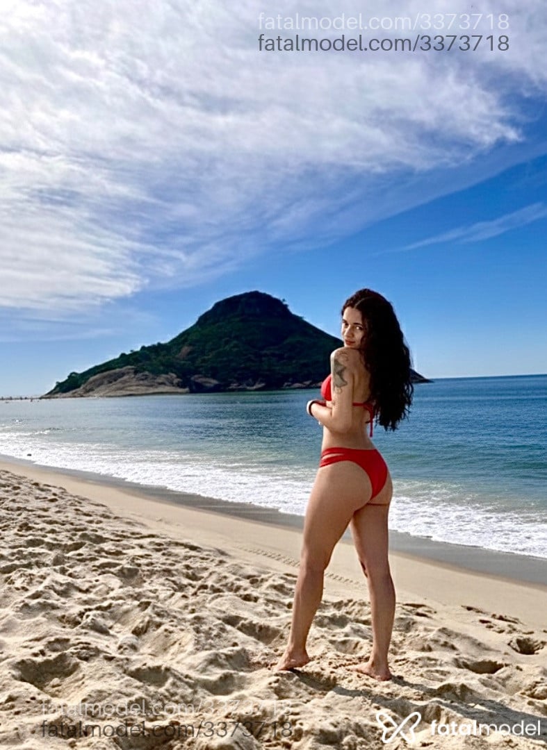 Acompanhante mulher com cabelo castanho de olhos mel - Jessie