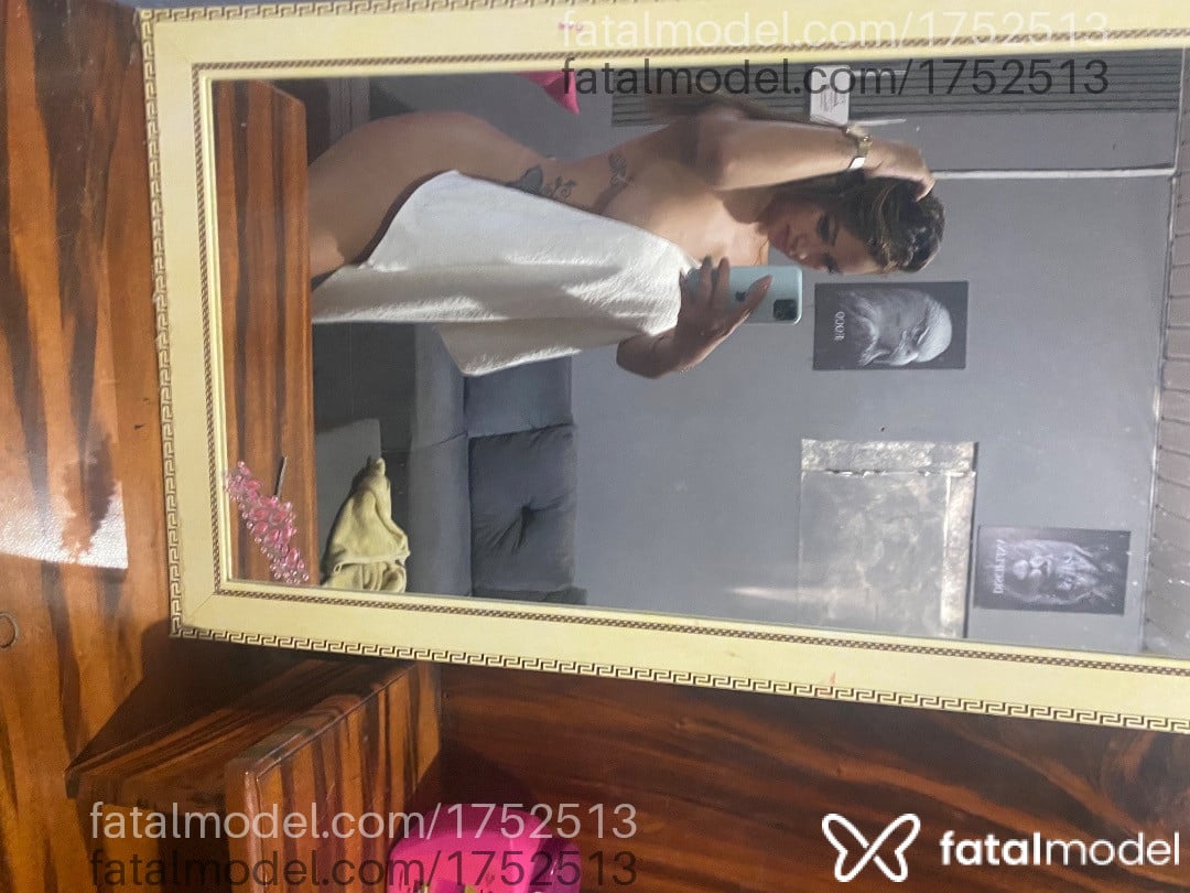Acompanhante mulher com cabelo castanho de olhos pretos - Biany Lopez Acompanhante mulher com cabelo castanho de olhos pretos - Biany Lopez