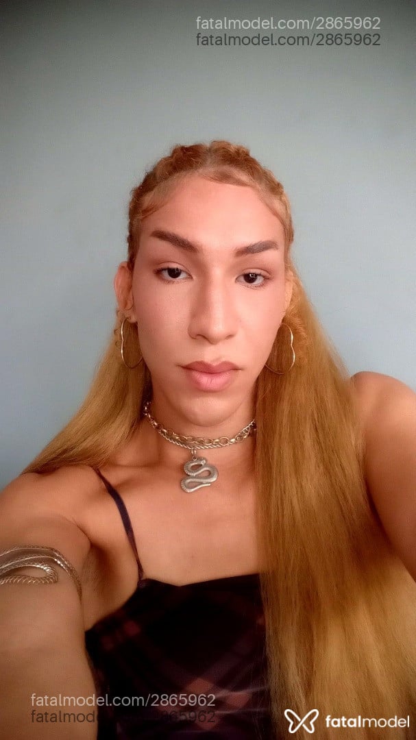 Acompanhante mulher trans loira (o) de olhos castanhos em Jeremoabo - Diana