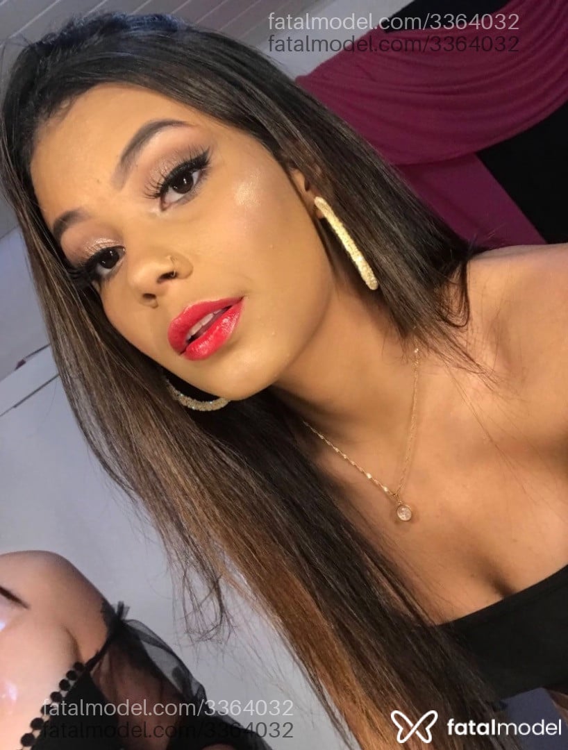 Acompanhante mulher morena (o) de olhos castanhos em Bauru Acompanhante mulher morena (o) de olhos castanhos em Bauru - Angélica Brunett