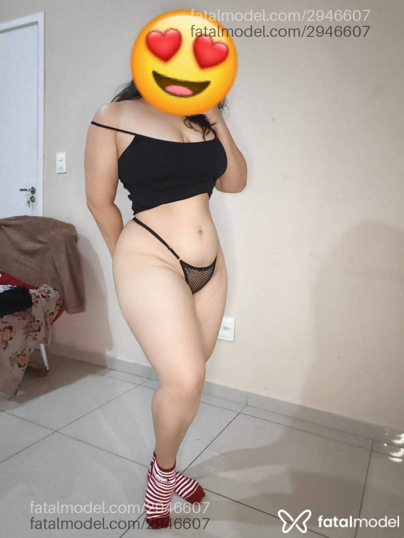 Acompanhante mulher com cabelo castanho de olhos castanhos em Criciúma - Larissa Mel