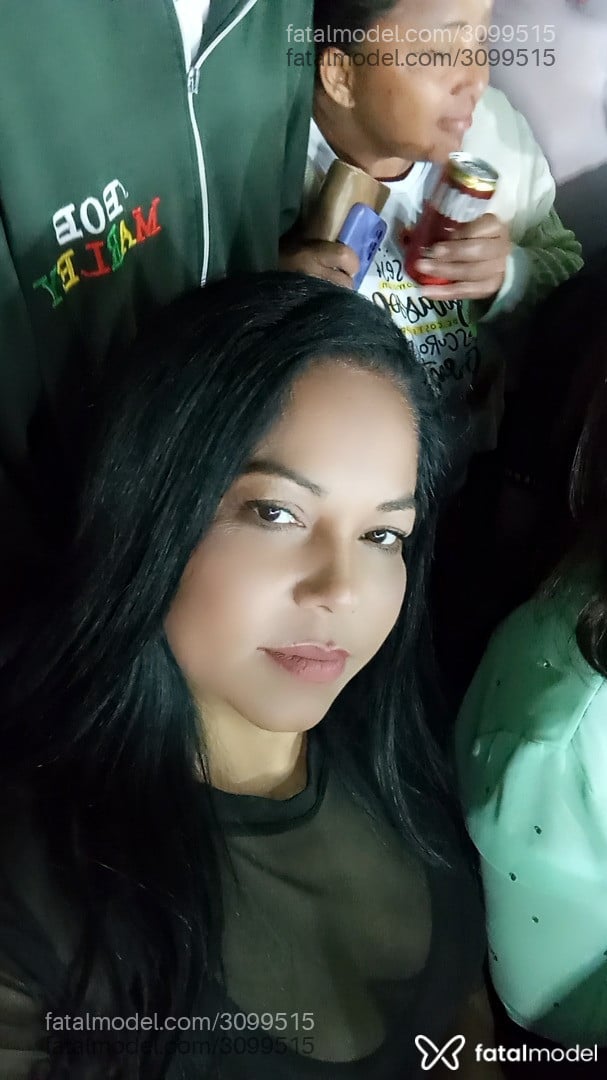 Acompanhante mulher morena (o) de olhos pretos - Isabela Acompanhante mulher morena (o) de olhos pretos - Isabela