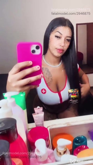 Acompanhante mulher com cabelo castanho de olhos pretos em Sorocaba - Nicole