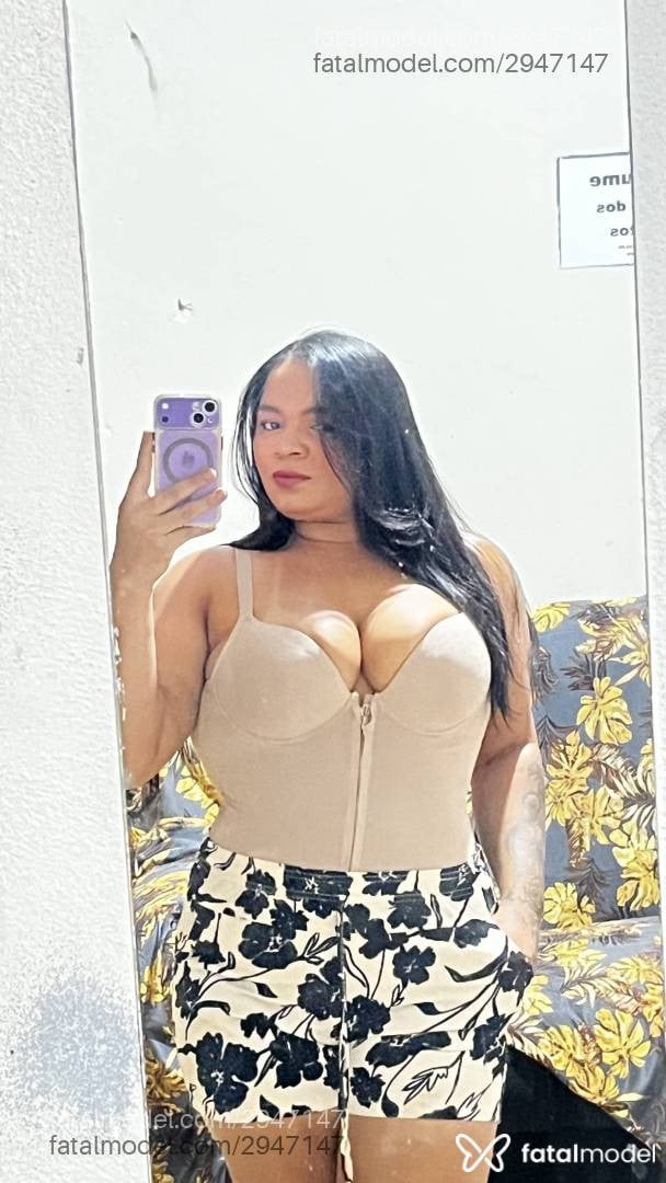 Acompanhante mulher morena (o) de olhos castanhos - Brenda Morais
