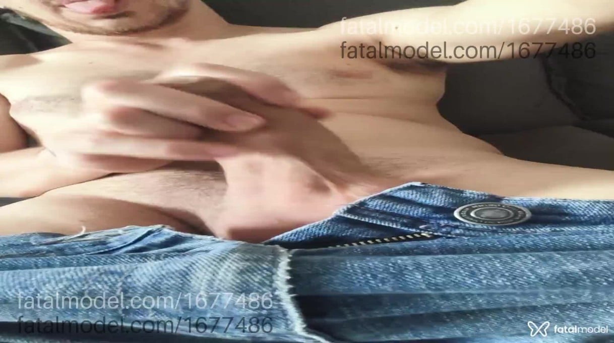 Acompanhante homem morena (o) de olhos verdes em Santa Maria - Eros