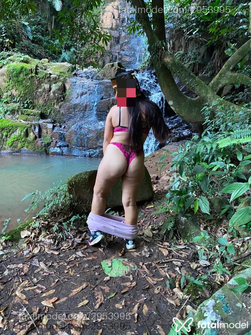 Acompanhante mulher com cabelo castanho de olhos castanhos em Sombrio - Maryy