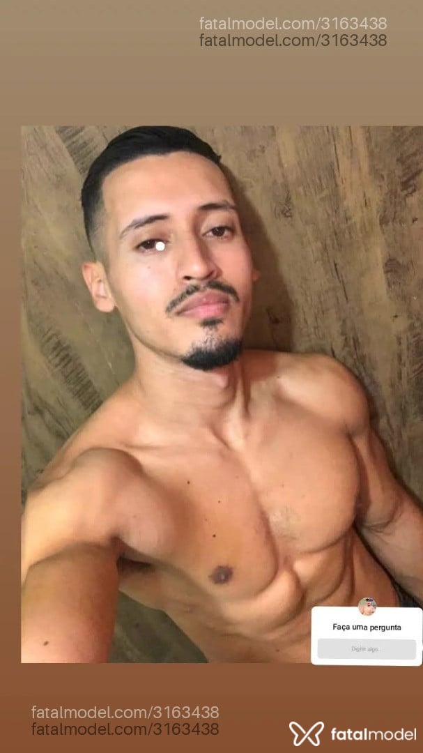 Acompanhante homem morena (o) de olhos castanhos em São Paulo - Tiago