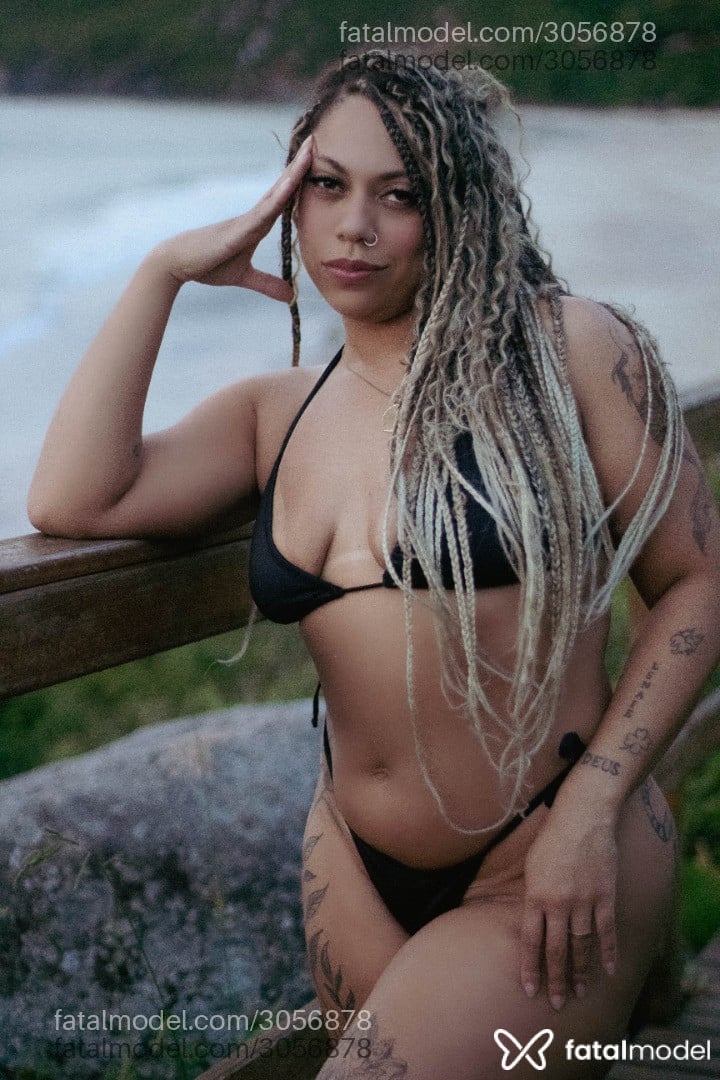 Acompanhante mulher loira (o) de olhos mel em Porto Alegre - Aline Bicca
