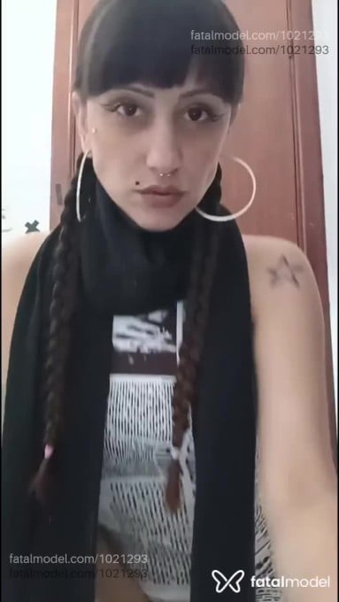 Acompanhante mulher com cabelo castanho de olhos castanhos - Nathaly Acompanhante mulher com cabelo castanho de olhos castanhos - Nathaly