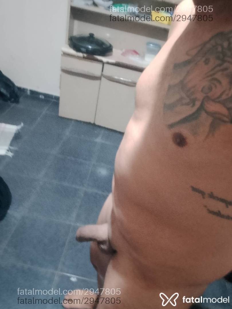 Acompanhante homem morena (o) de olhos pretos - Pedro Acompanhante homem morena (o) de olhos pretos - Pedro