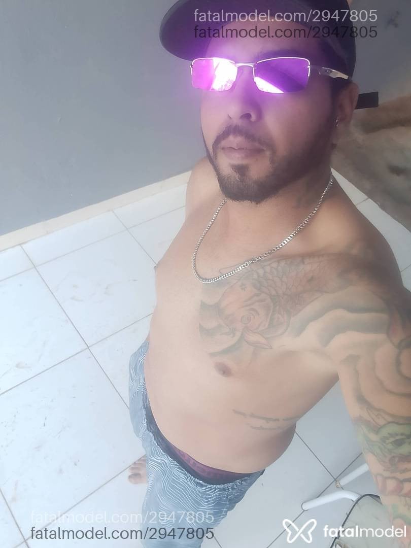 Acompanhante homem morena (o) de olhos pretos em Arapongas - Pedro Tatoado