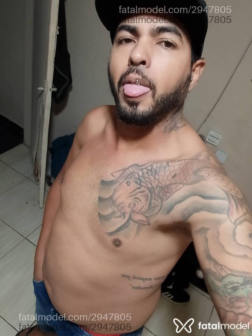 Acompanhante homem morena (o) de olhos pretos em Arapongas Acompanhante homem morena (o) de olhos pretos em Arapongas - Pedro