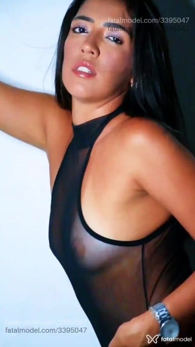 Acompanhante mulher com cabelo castanho de olhos castanhos em Fortaleza - Kikka