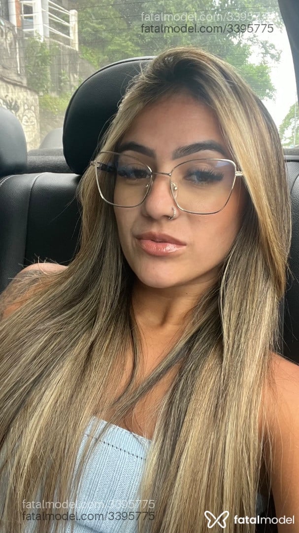 Acompanhante mulher loira (o) de olhos castanhos em São Paulo - Angel