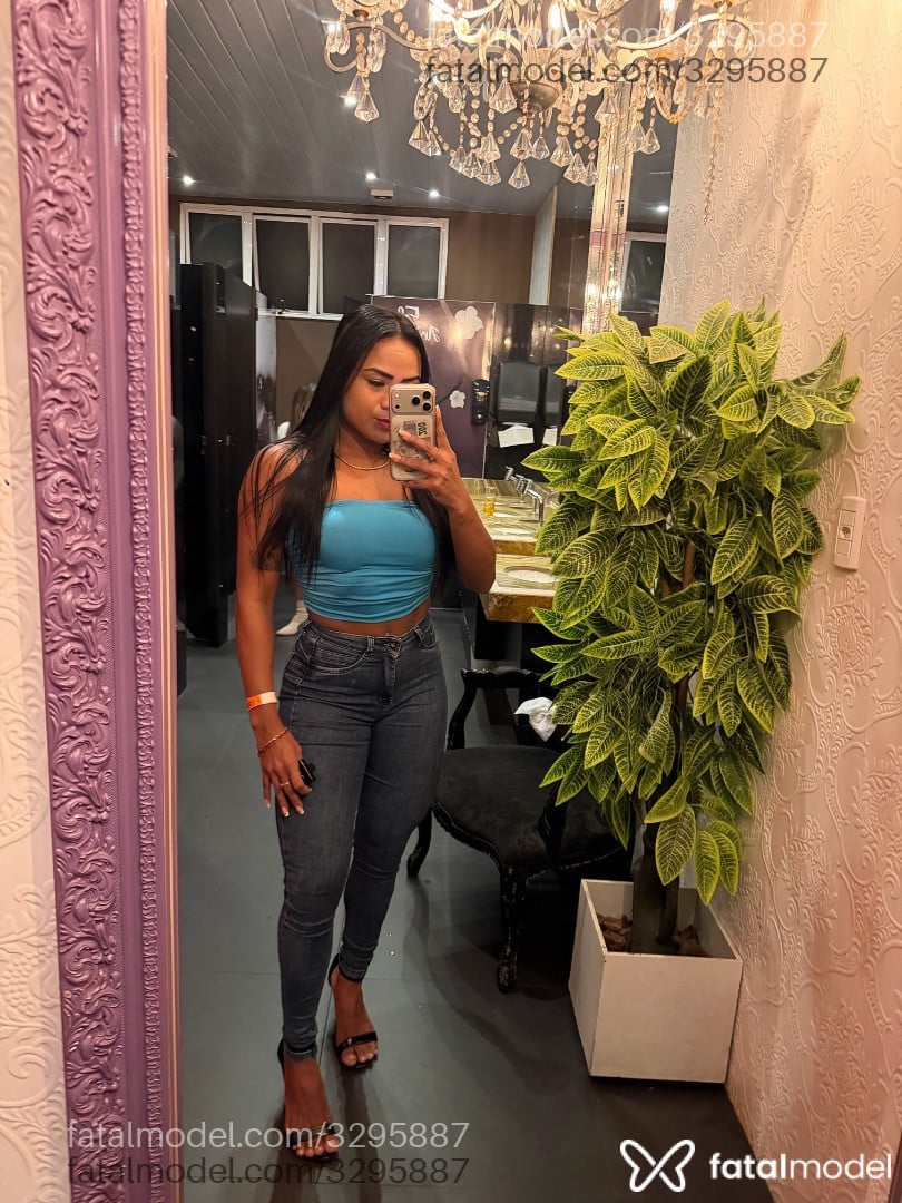 Acompanhante mulher morena (o) de olhos mel em Xanxerê - Thayná Souza