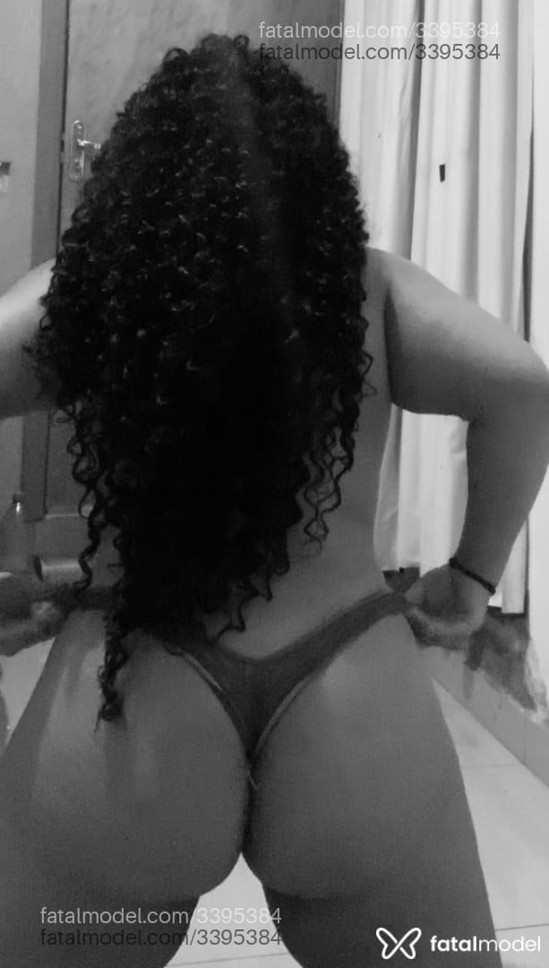 Acompanhante mulher com cabelo castanho de olhos castanhos em Goiânia - Lili Silva