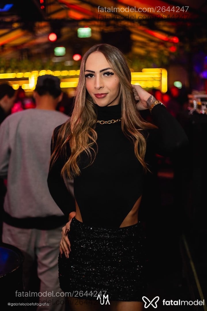 Acompanhante mulher trans loira (o) de olhos verdes em Porto Alegre - Putinhanovinha