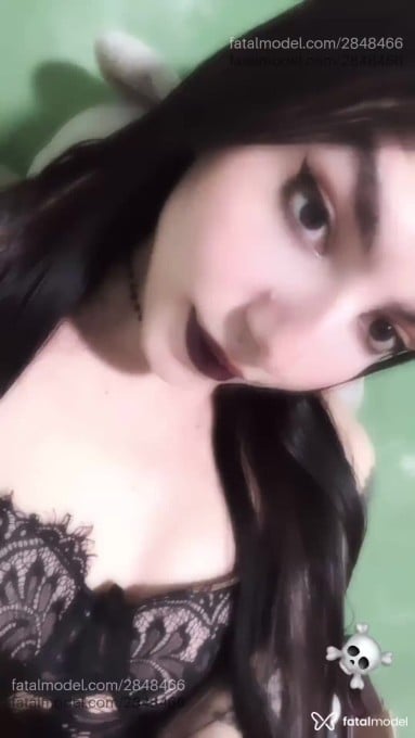 Acompanhante mulher trans morena (o) de olhos pretos - Ninfajuu Acompanhante mulher trans morena (o) de olhos pretos - Ninfajuu