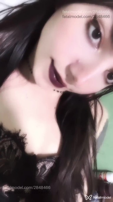 Acompanhante mulher trans morena (o) de olhos pretos - Ninfajuu Acompanhante mulher trans morena (o) de olhos pretos - Ninfajuu