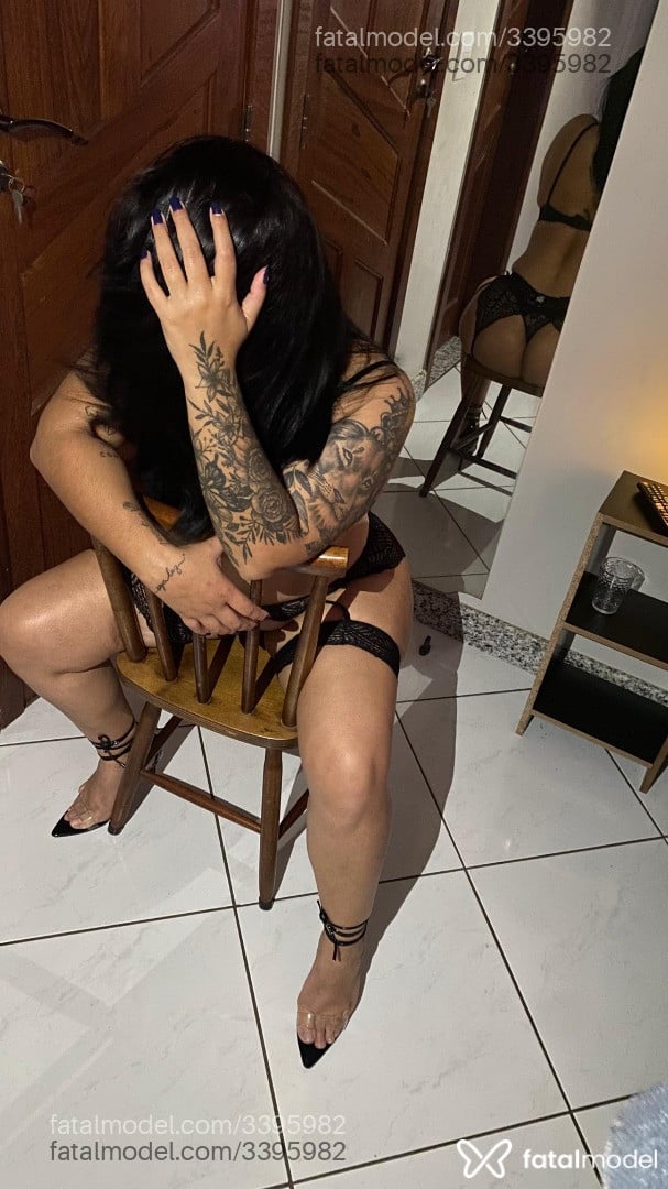 Acompanhante mulher morena (o) de olhos castanhos em Cachoeiro de Itapemirim - Verôna
