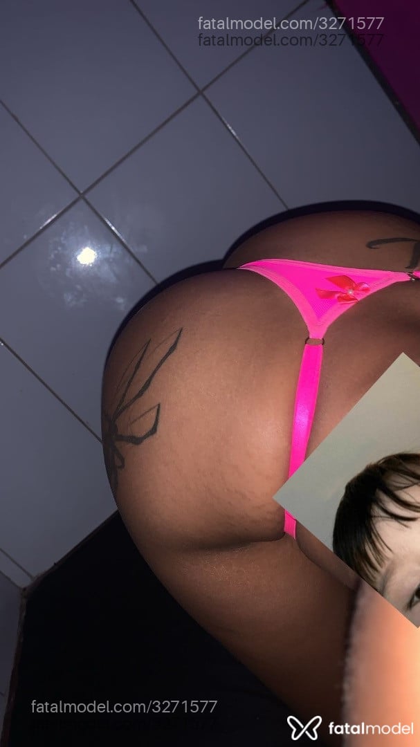Acompanhante mulher morena (o) de olhos castanhos em Belo Horizonte - Bombomzinho