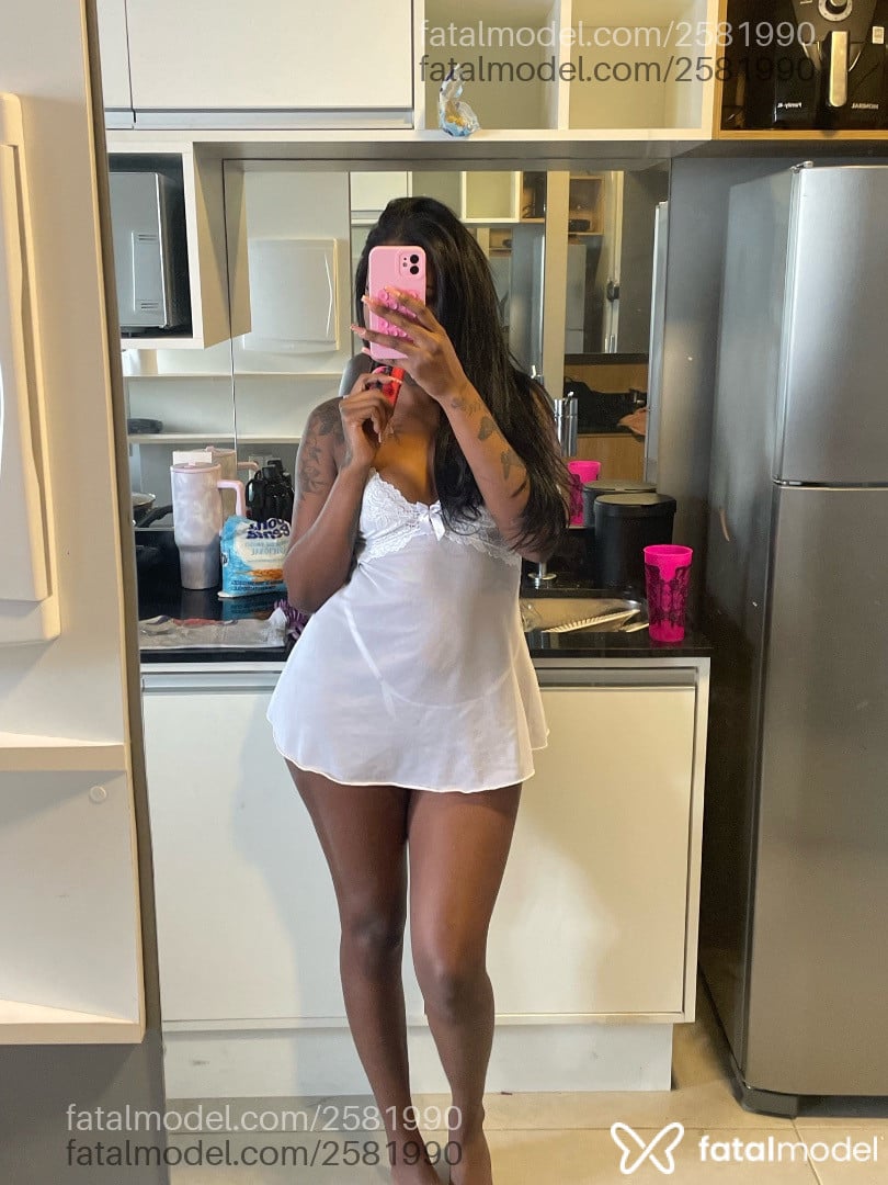 Acompanhante mulher morena (o) de olhos pretos em Contagem - Bella Monteiro