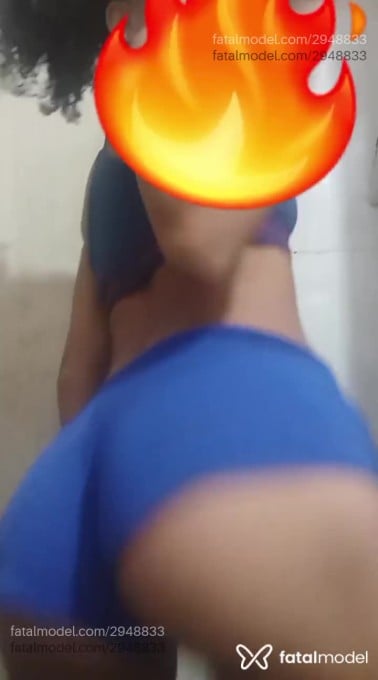 Acompanhante mulher com cabelo castanho de olhos castanhos em Virtual - Yasmin Vick
