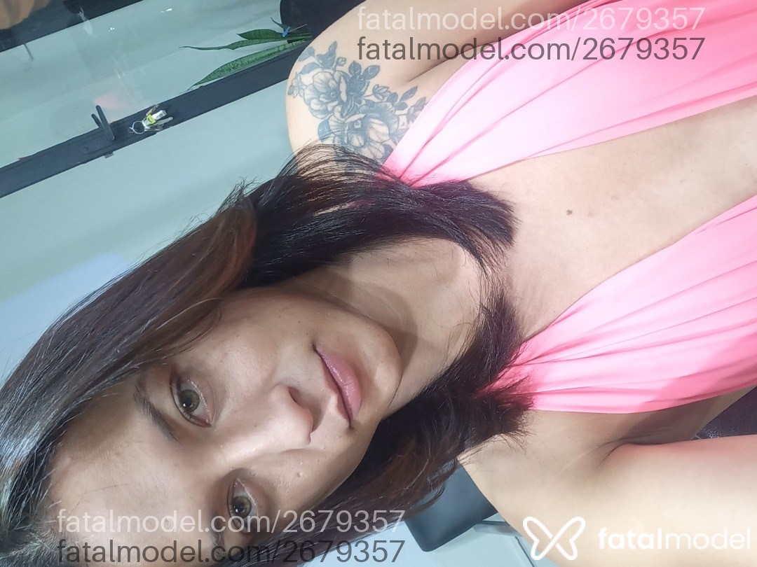Acompanhante mulher trans ruiva (o) de olhos verdes em Itumbiara - Agatha Manuela