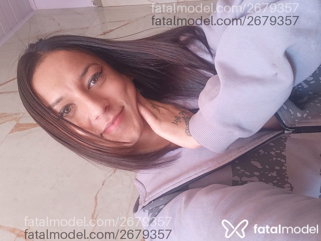 Acompanhante mulher trans ruiva (o) de olhos verdes em Itumbiara - Agatha Manuela