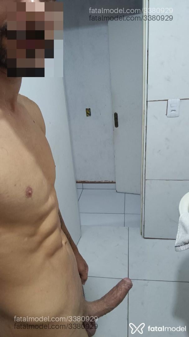 Acompanhante homem morena (o) de olhos castanhos - Igoor