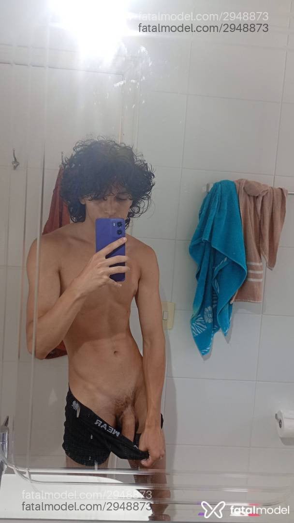 Acompanhante homem morena (o) de olhos castanhos em São Paulo - Vini Ian