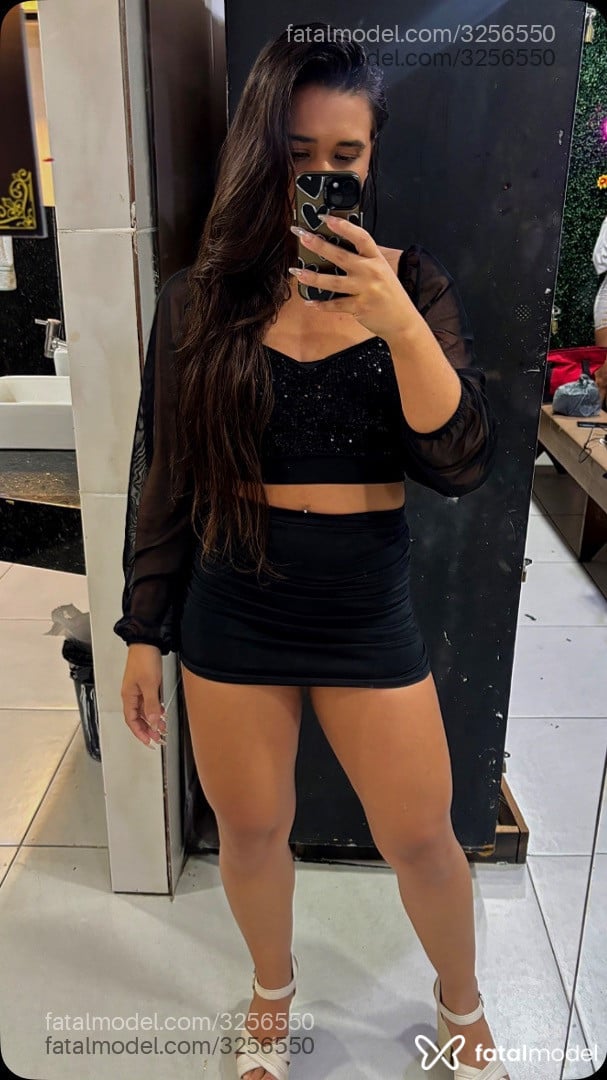Acompanhante mulher morena (o) de olhos castanhos em Rio de Janeiro - Ana Oliver