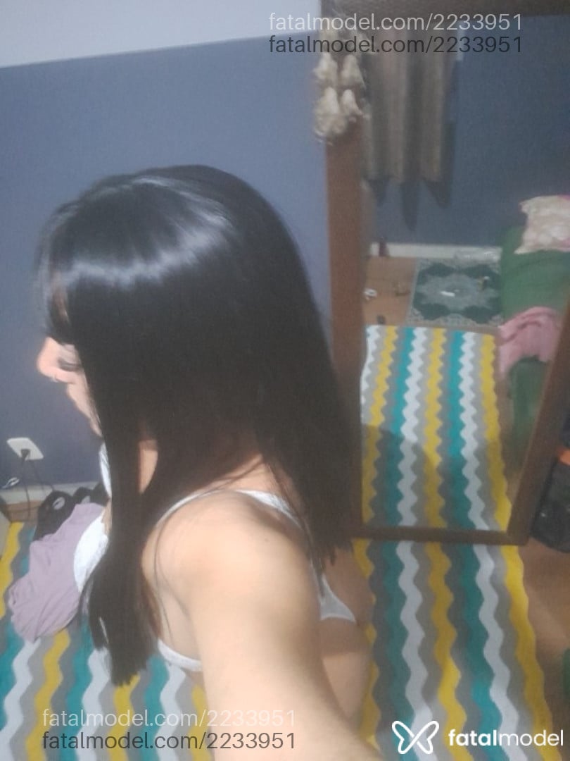 Acompanhante mulher trans morena (o) de olhos castanhos em Rio do Sul - Alguém