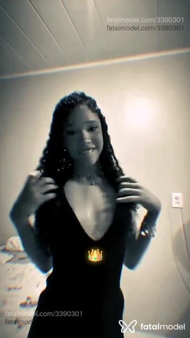 Acompanhante mulher trans com cabelo castanho de olhos castanhos em Vitória - Angel