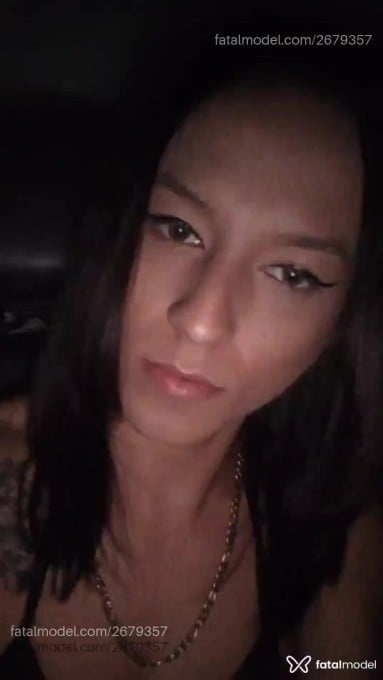 Acompanhante mulher trans ruiva (o) de olhos verdes em Itumbiara - Agatha Manuela