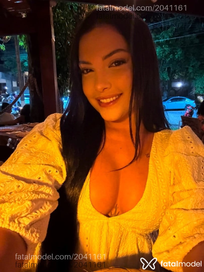 Acompanhante mulher morena (o) de olhos castanhos em Salvador - Maria Eduarda